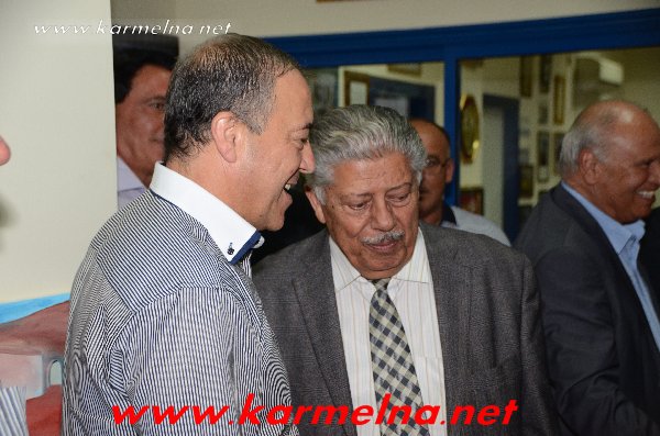 توقيع ديوان:عزف على جراح الصمت للشاعر مجيد حسيسي
